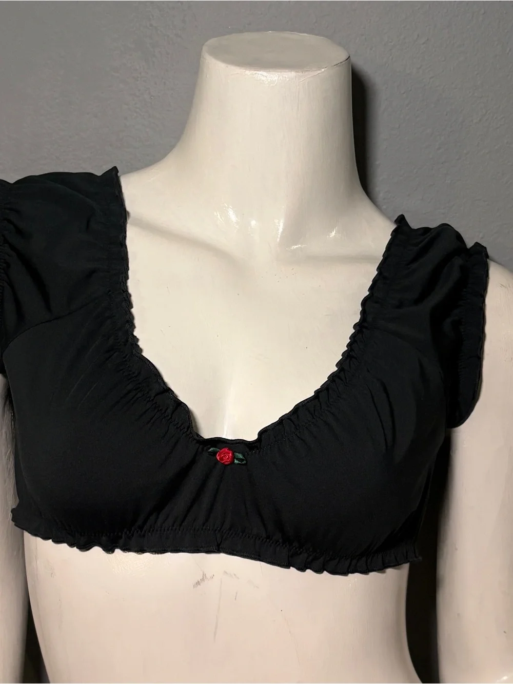 Frankie's Bikinis Black Ruffle-Trim Bralette Bikini Top